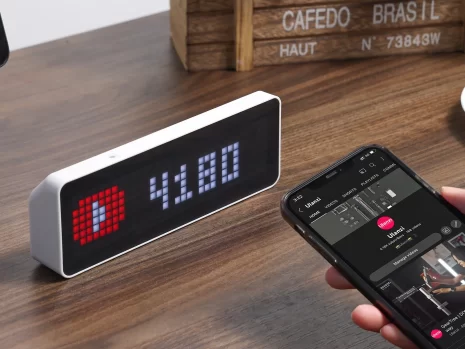 Ulanzi TC001 Smart Pixel Clock | Social Media Counter